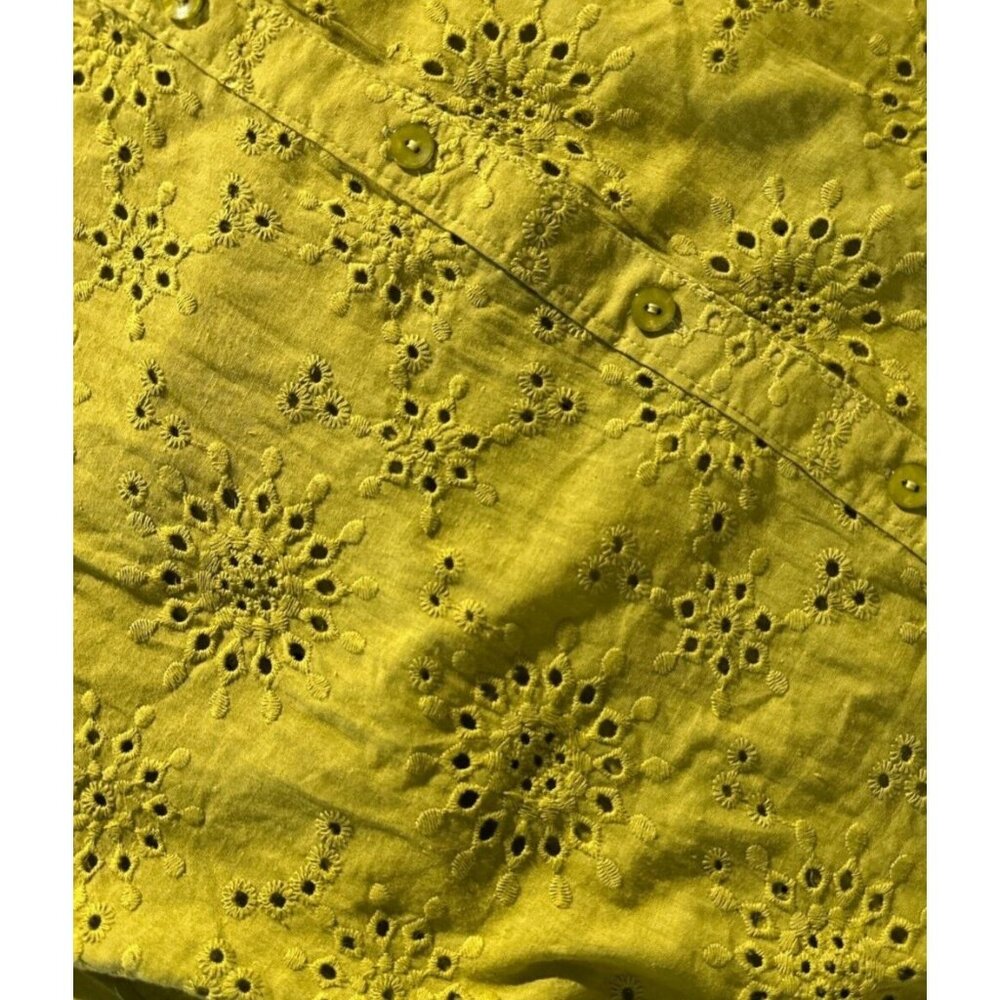 NEW TAMSY Womens XL Erin Eyelet‎ Embroidered Tunic Top Olive Collared Buttons - Picture 10 of 10
